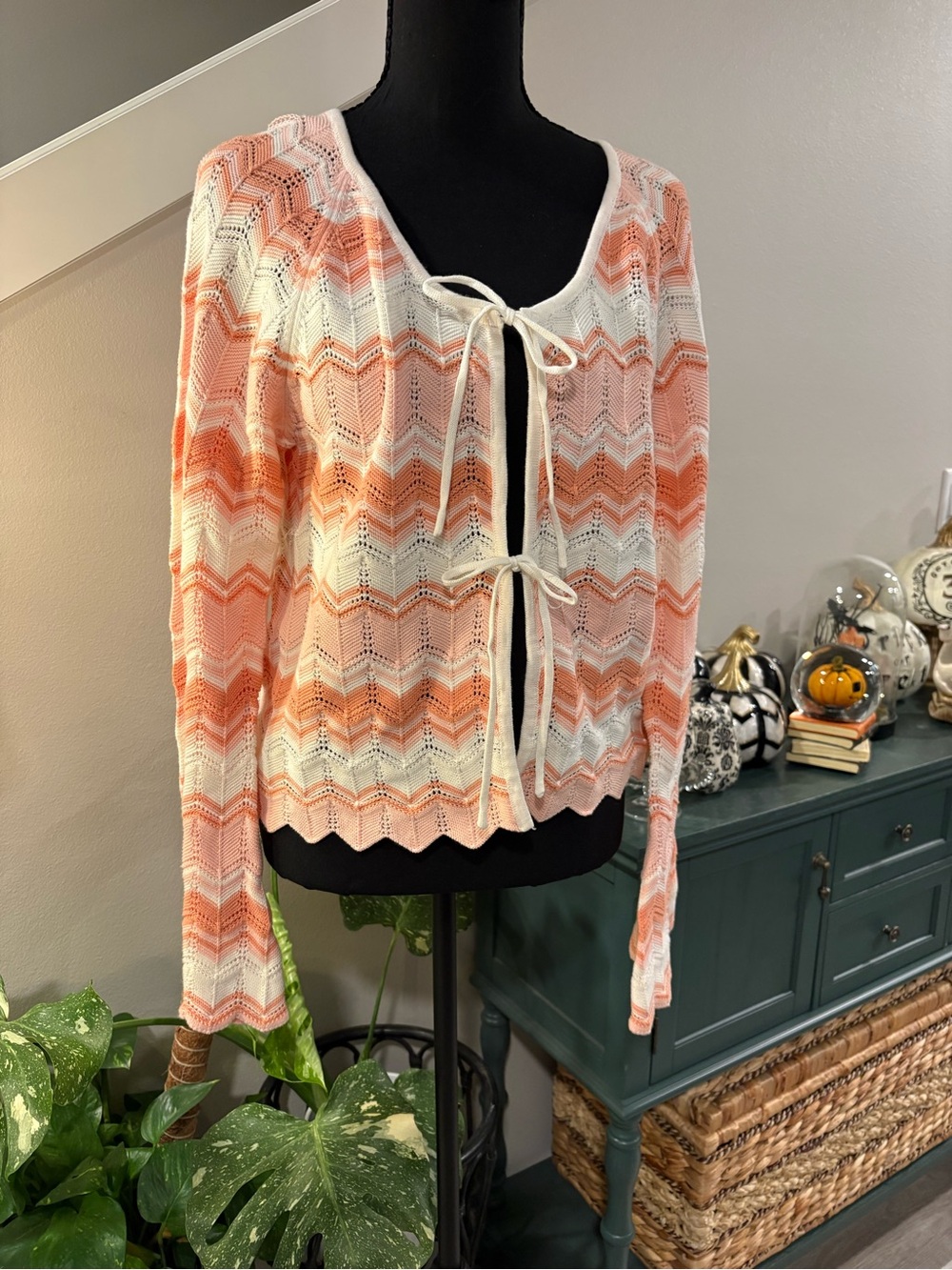 Celebrity Pink Peach and White Chevron Tie-Front Cardigan
